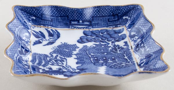 Dish small c1930s